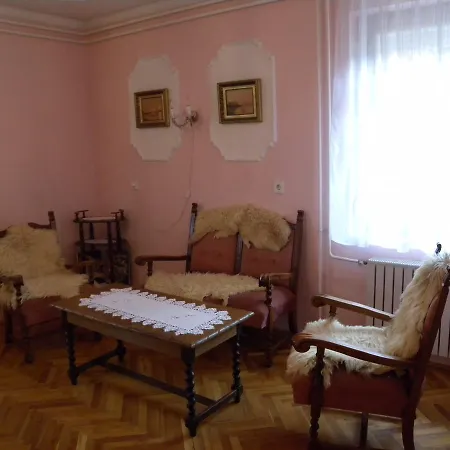 In Balatonboglar/balaton 18231 アパート